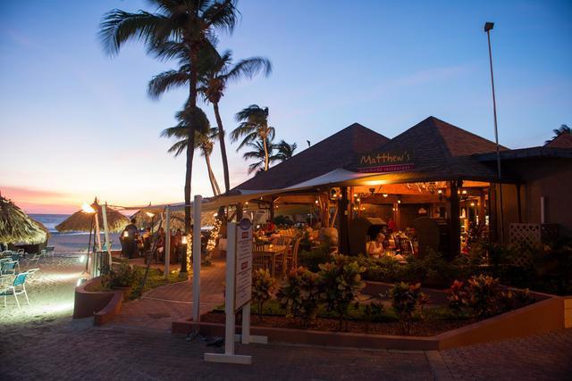 Casa Del Mar Beach Resort Palm Beach Exterior photo