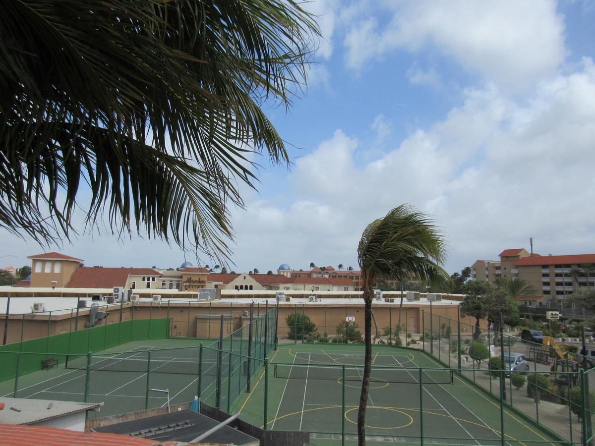 Casa Del Mar Beach Resort Palm Beach Exterior photo