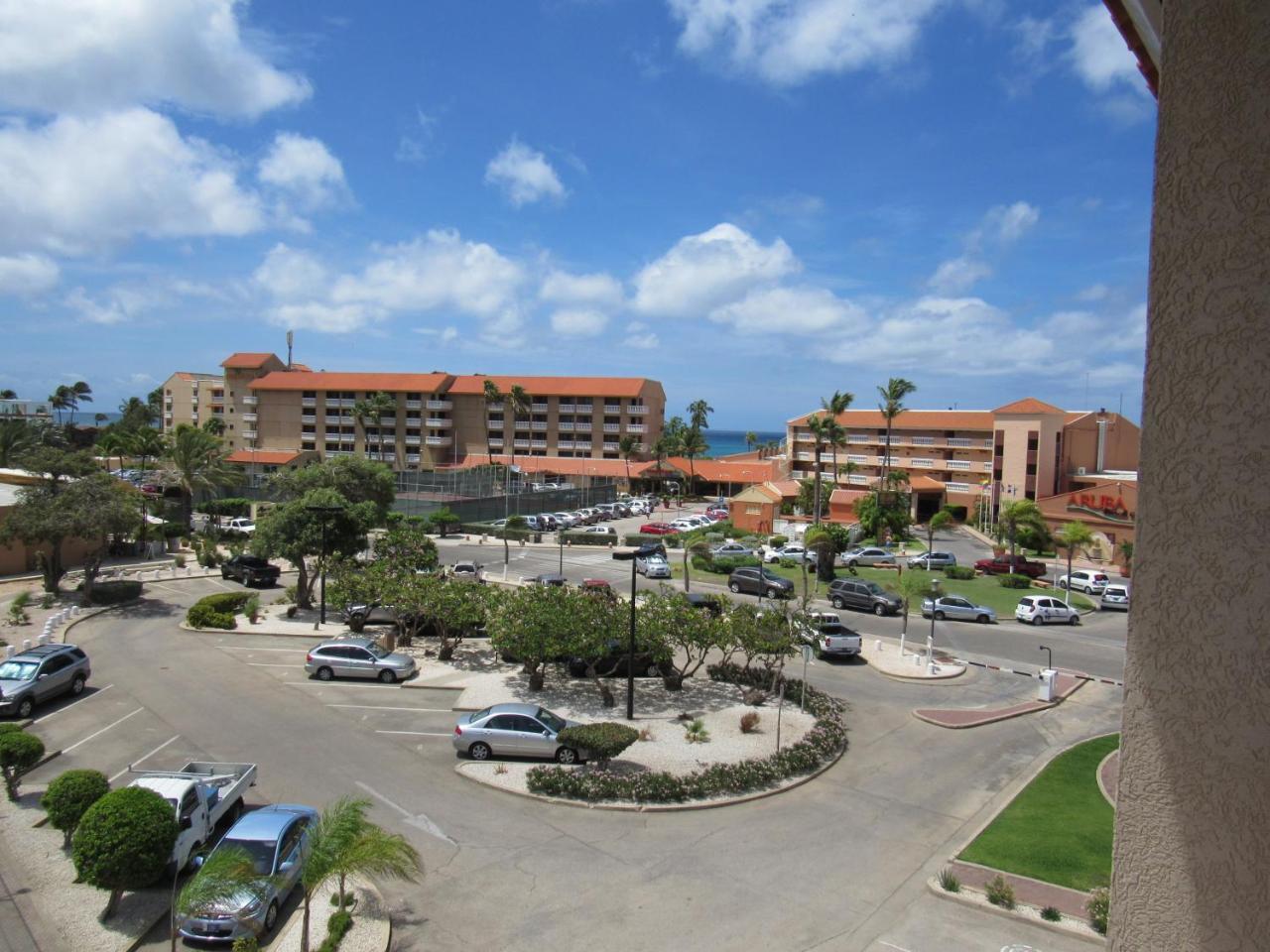 Casa Del Mar Beach Resort Palm Beach Exterior photo